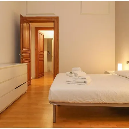 Domus Napione 2 Steps From Piazza Vitto Wifi & Ac Διαμέρισμα