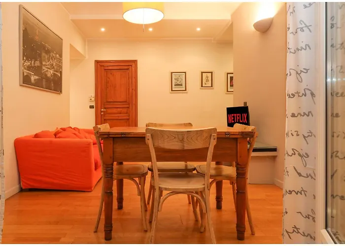 Apartment Domus Napione 2 Steps From Piazza Vitto Wifi & Ac