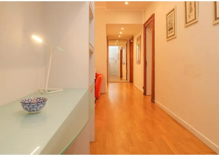 아파트 Domus Napione 2 Steps From Piazza Vitto Wifi & Ac 토리노